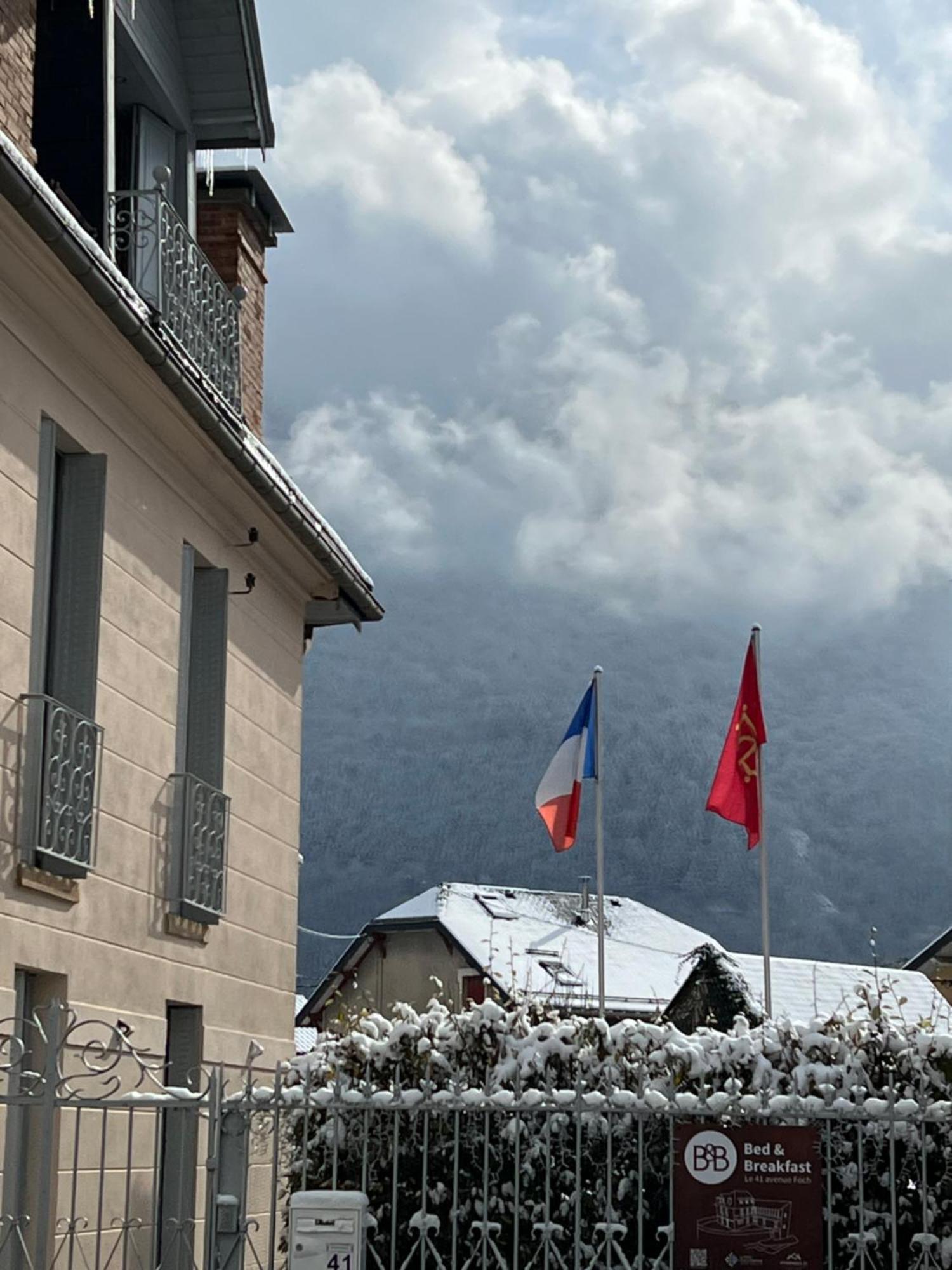 Le 41 Avenue Foch Hotel Bagnères-de-Luchon Kültér fotó
