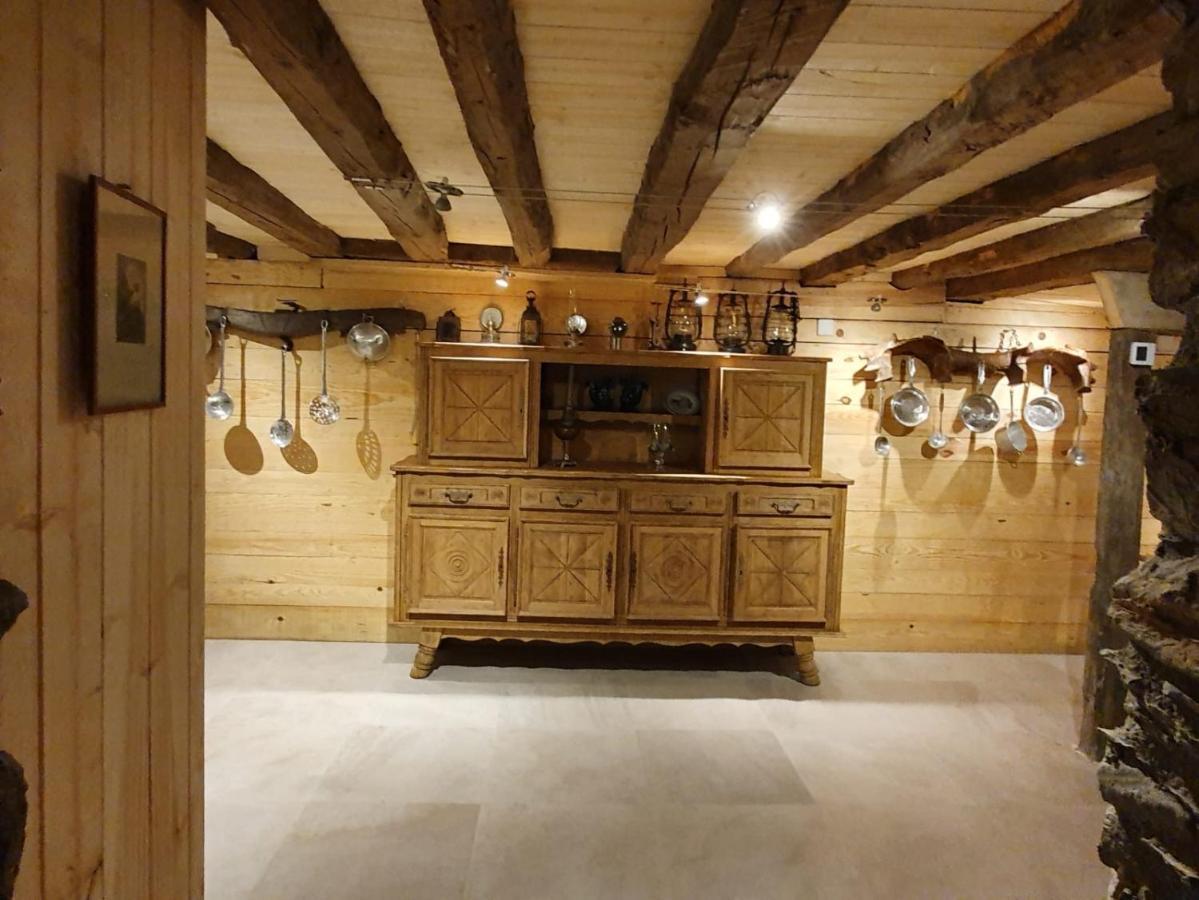 Le 41 Avenue Foch Hotel Bagnères-de-Luchon Kültér fotó